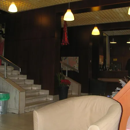 Leslie