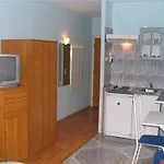 Leslie בודפשט